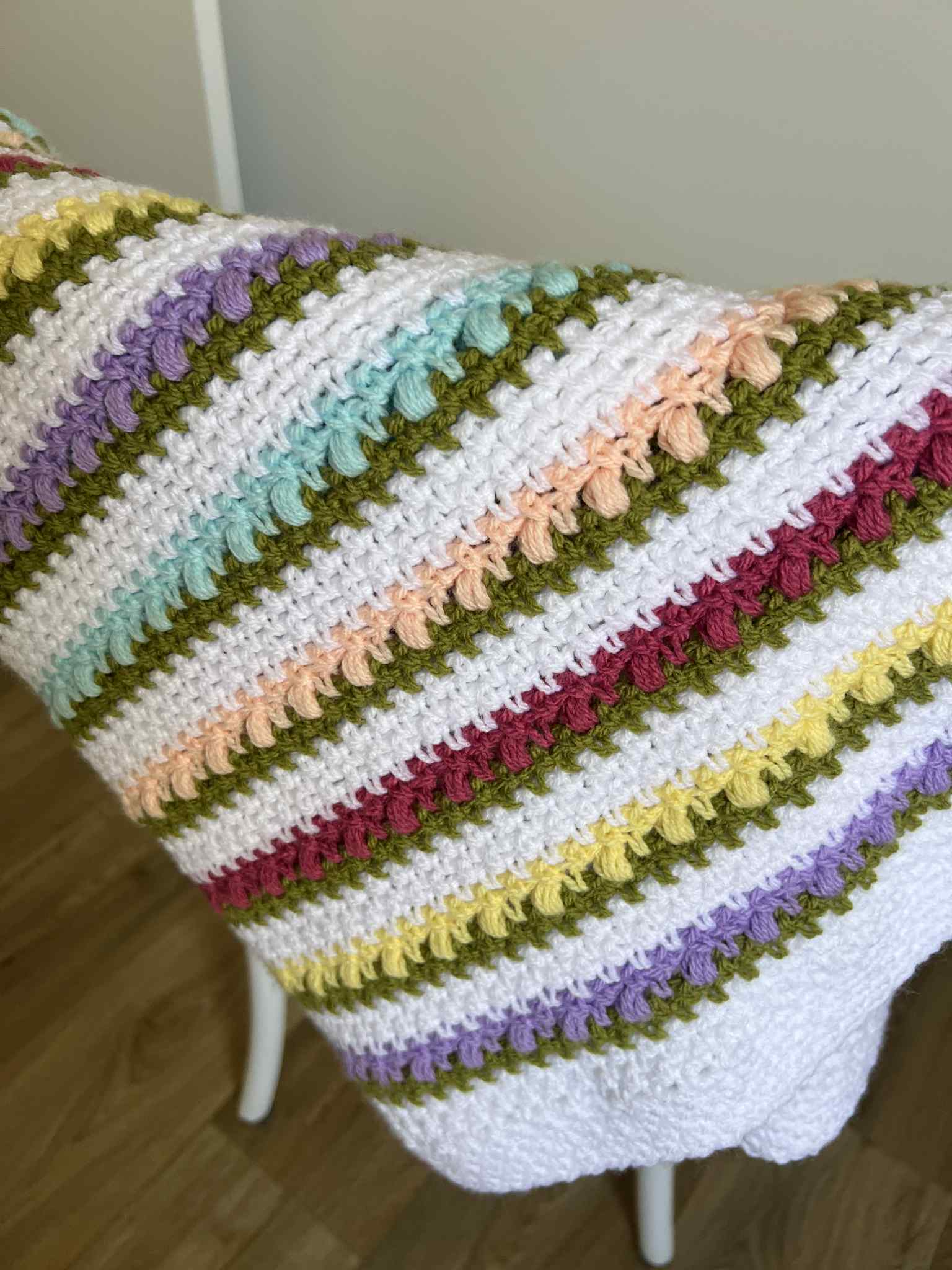 Crochet | Blanket / Throw | Rainbow Flowers & White Stripes