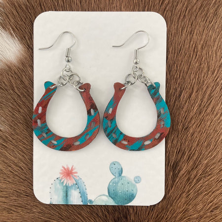 Leather horseshoe earrings