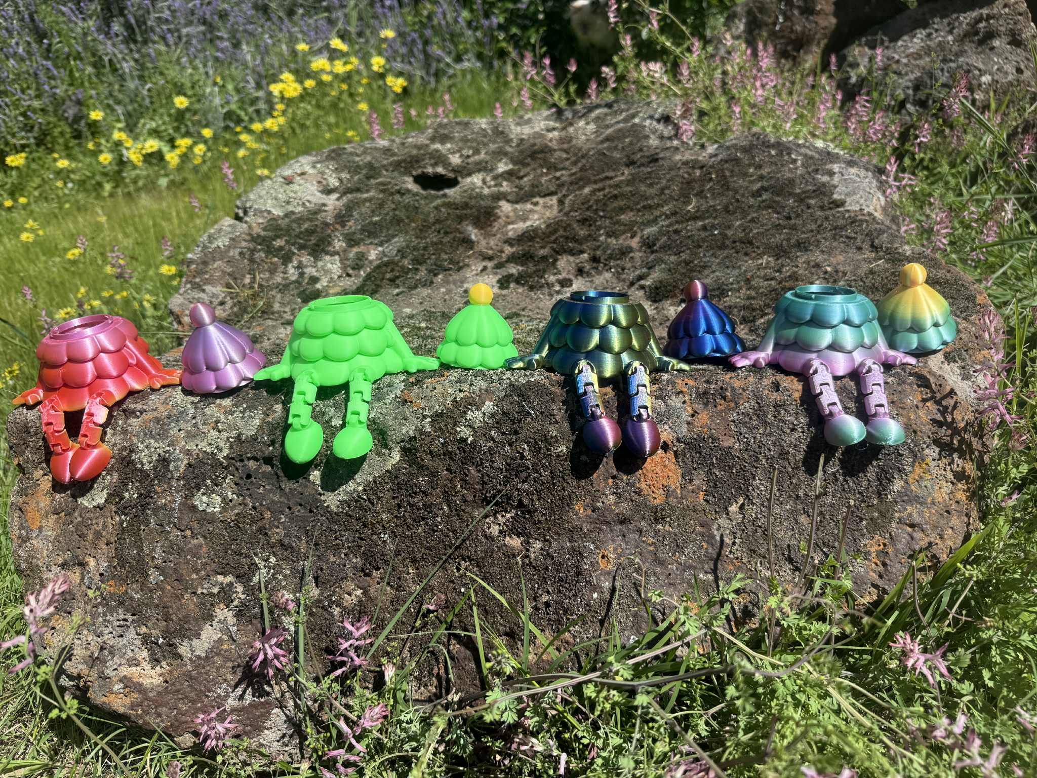 3D Printed Christmas Tree with 3 Christmas Crayons Inside