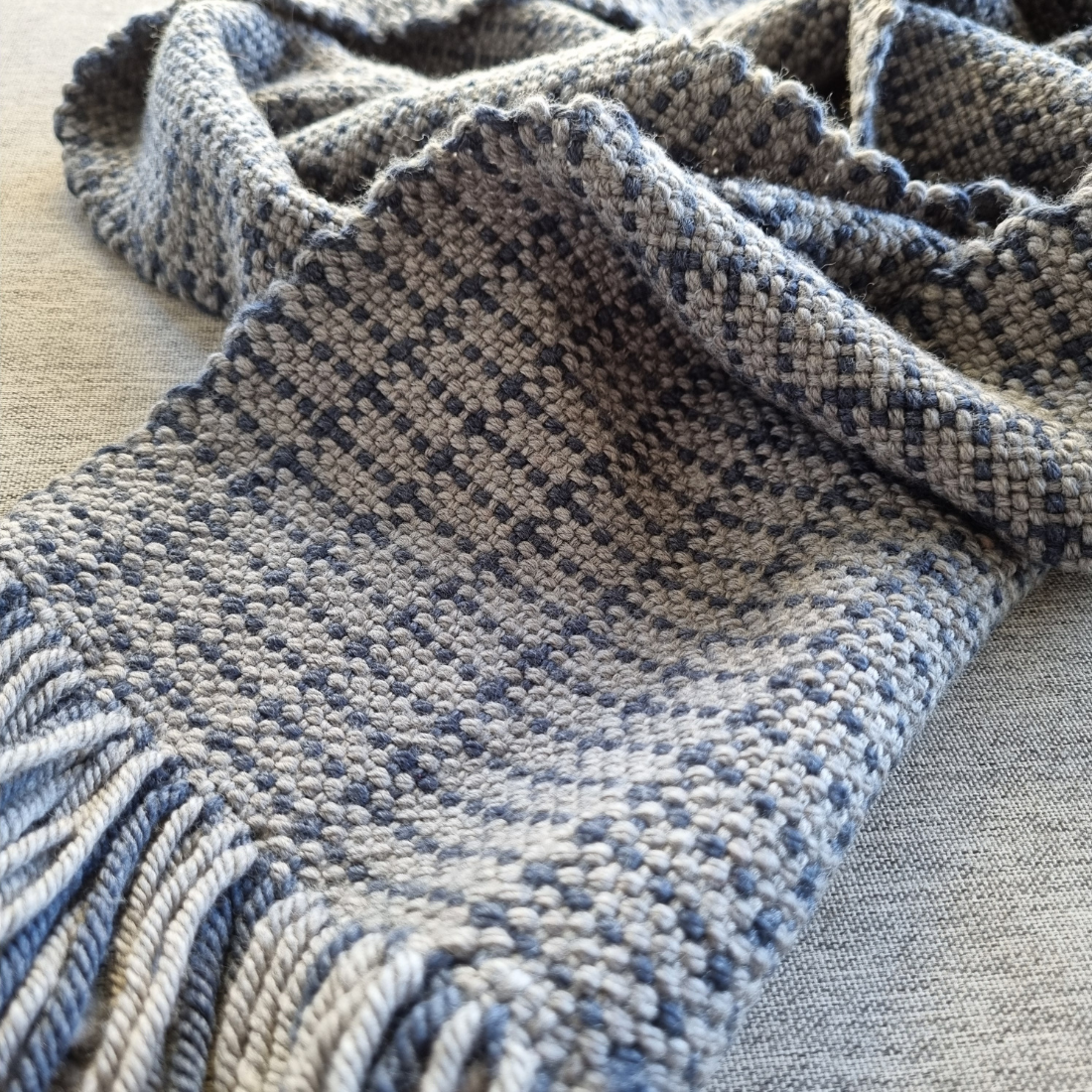 Handwoven merino wool scarf - blue and grey pattern