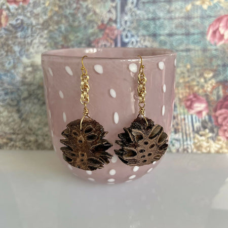 Banksia|Handmade chain and banksia pod dangle earrings