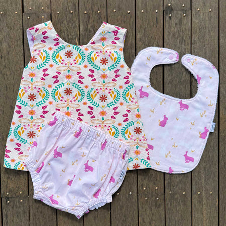 Handmade Reversible Baby Girl Set – Top, Bloomers & Bib – Size 1 Bunny Floral