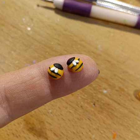 Bee stud earrings