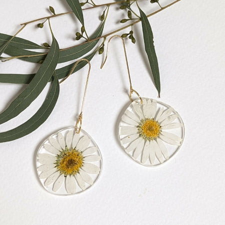 White daisy long hook