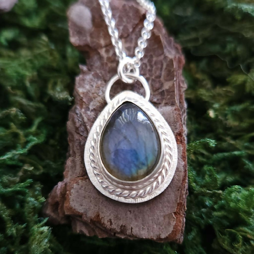 Labradorite3