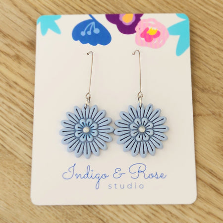 Lana Dangle (various colours)