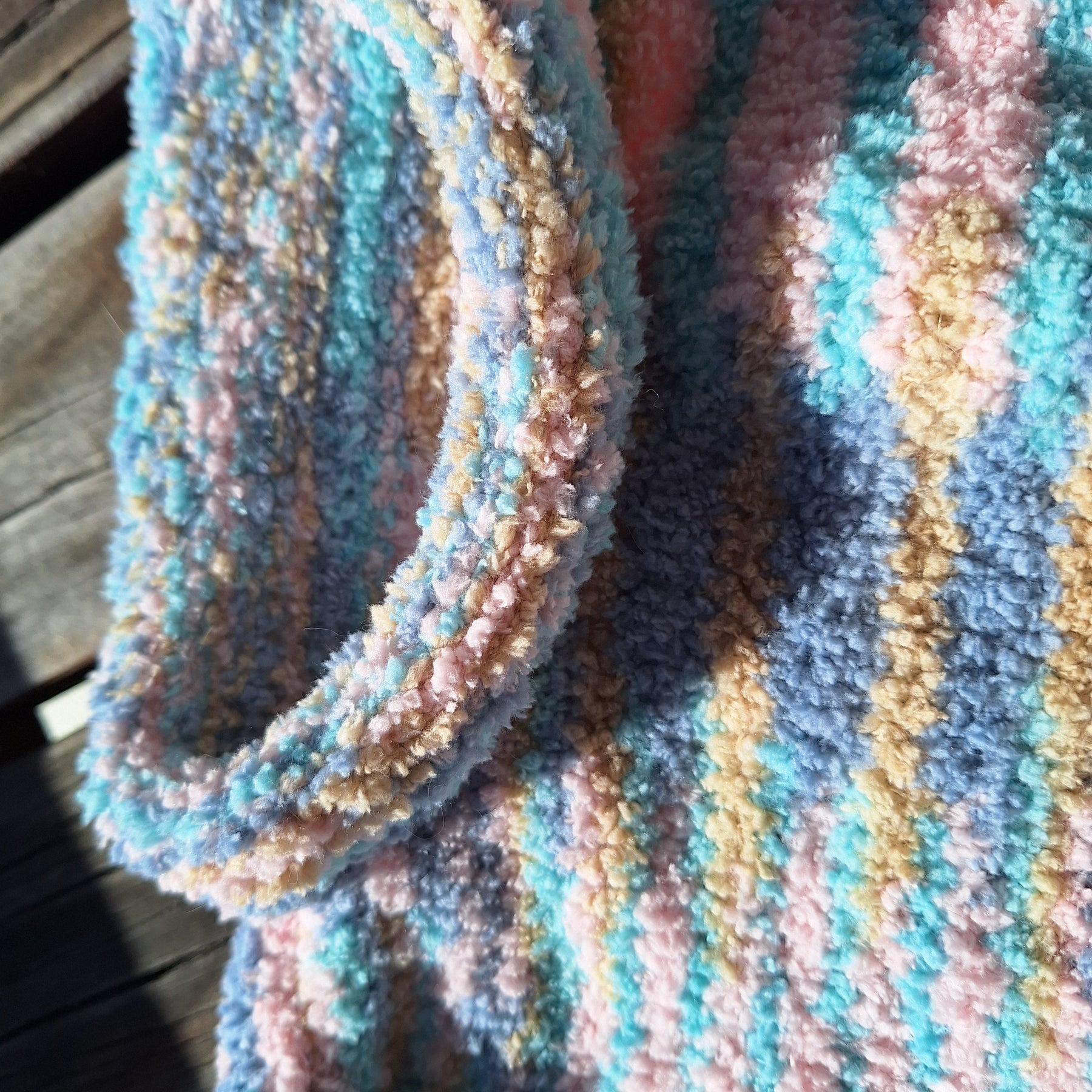 Girl's Handknitted Jumper Pullover Sweater Sz 6-8 Yrs