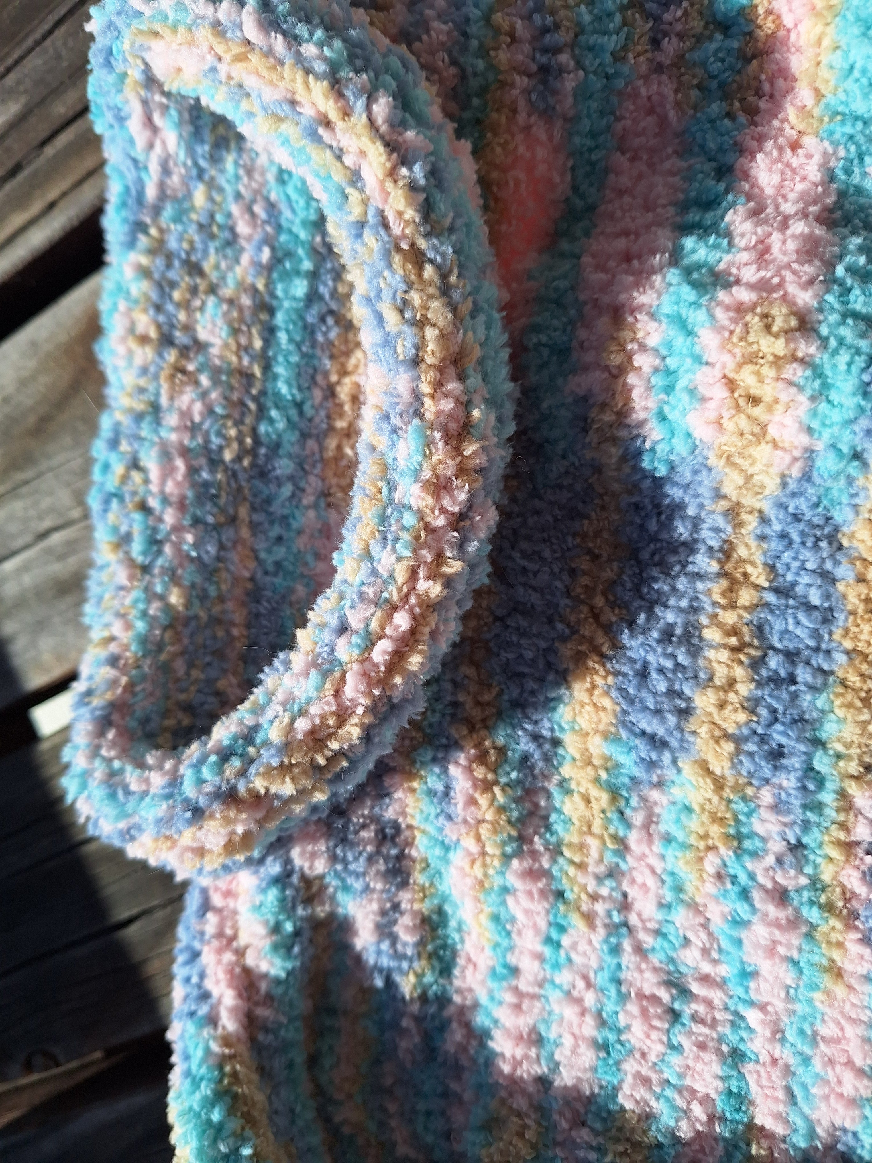 Girl's Handknitted Jumper Pullover Sweater Sz 6-8 Yrs