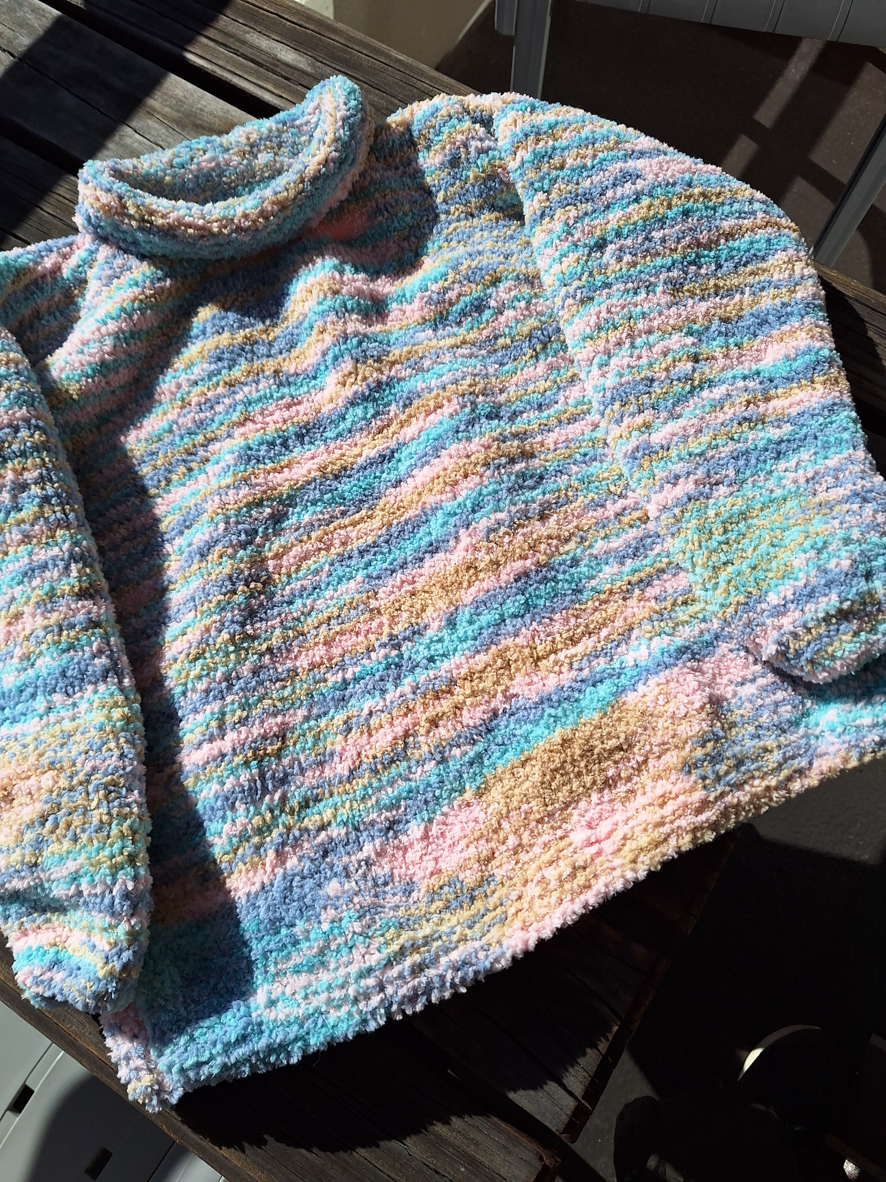 Girl's Handknitted Jumper Pullover Sweater Sz 6-8 Yrs