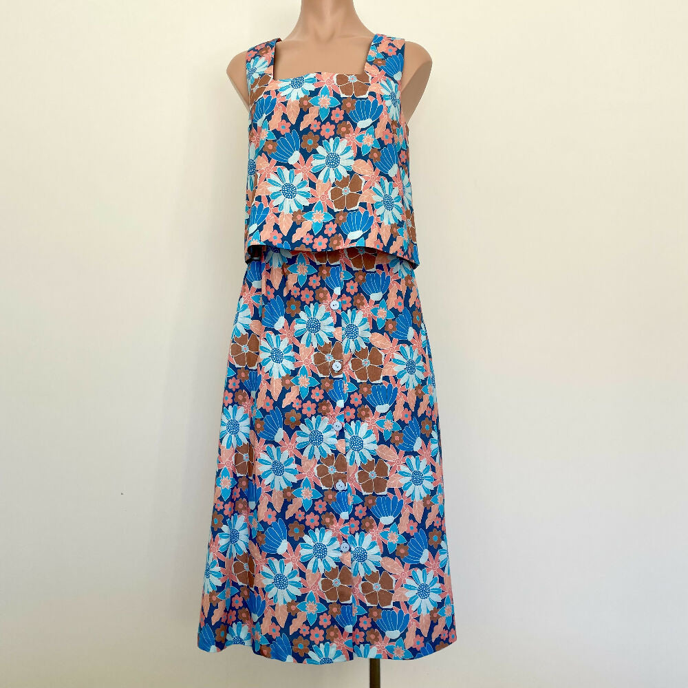 Bonnie Top - Coral and Cobalt Floral