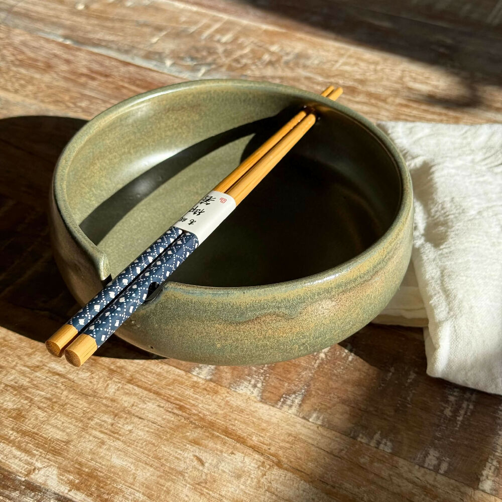 Australian-Ceramic-Pottery-Artist-Ana-Ceramica-Home-Decor-Kitchen-and-Dining-Servingware-donburi-bowl-with-chopsticks-wheel-thrown-pottery