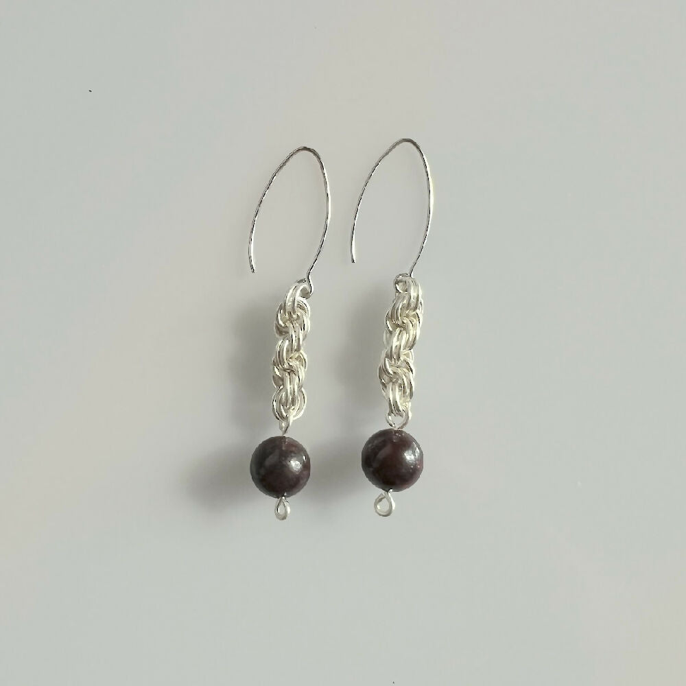 Costus | Silver spiral chain and gemstone earrings