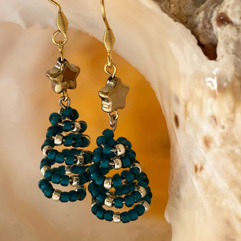 Christmas wire earrings