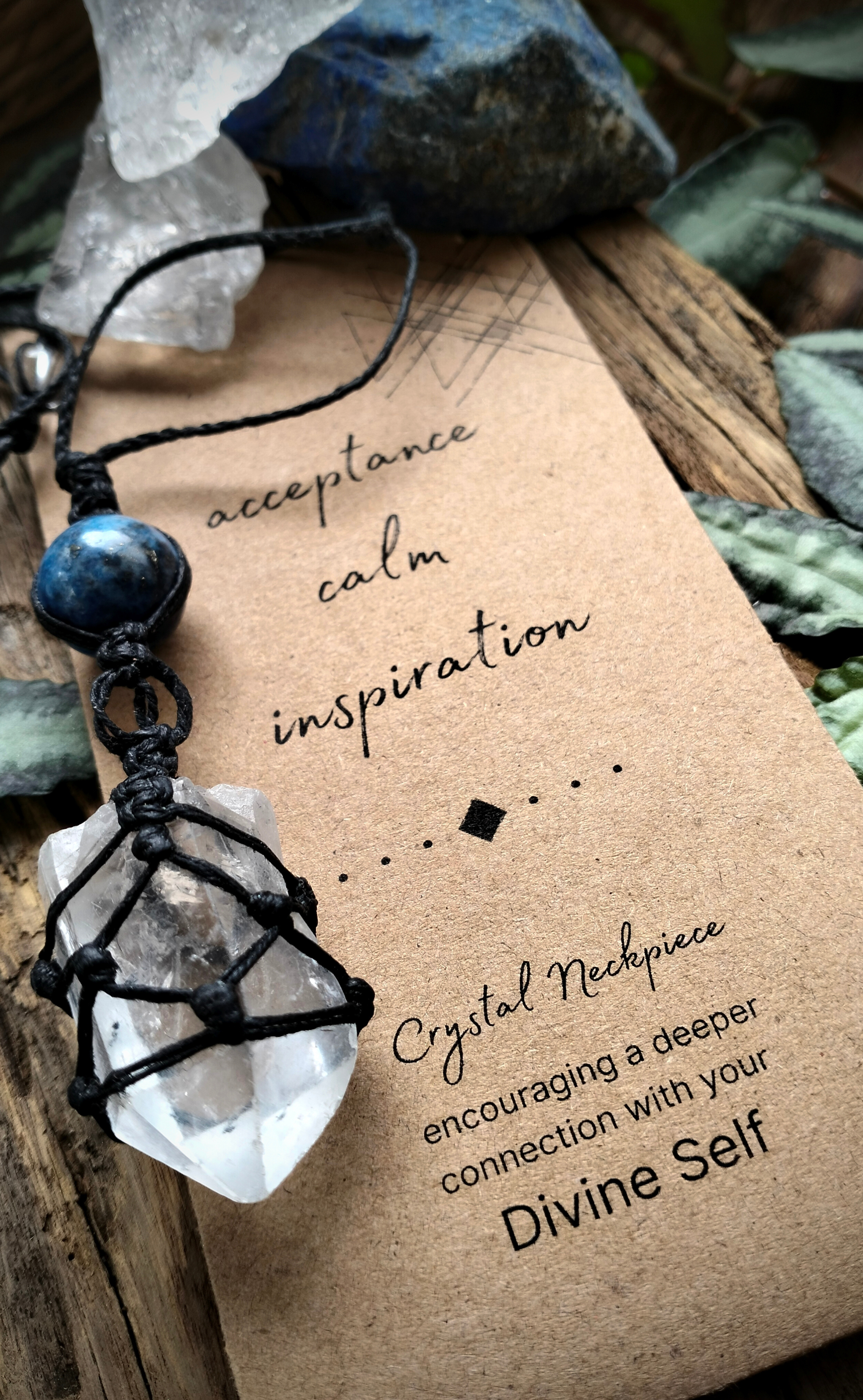 •| CLEAR QUARTZ | LAPIS LAZULI |• natural crystal necklace