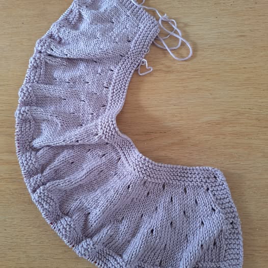 Handknitted Baby Cardigan in 100% natural Lilac yarn