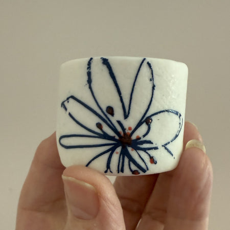 Keepsake flower trinket dish