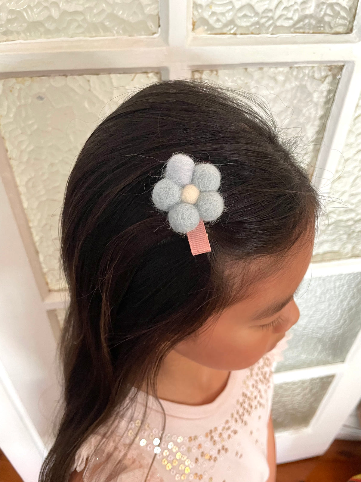 Pom Pom daisies clips - set of 2