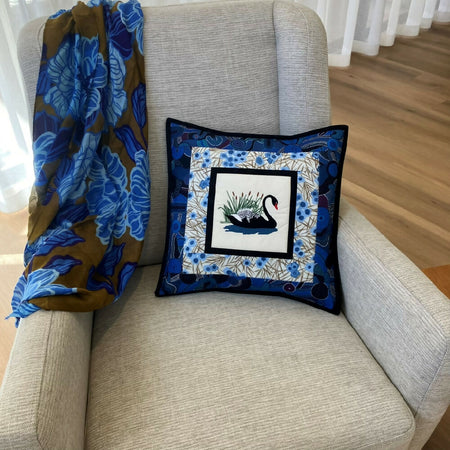 handmade Australian native quilted - black swan