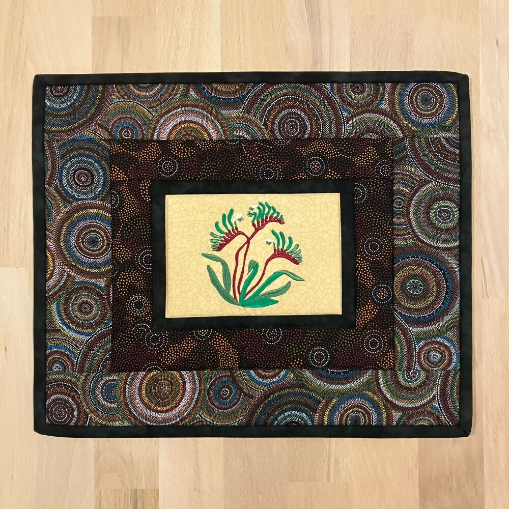 placemat-handmade-Australia-kangaroo-paw_1