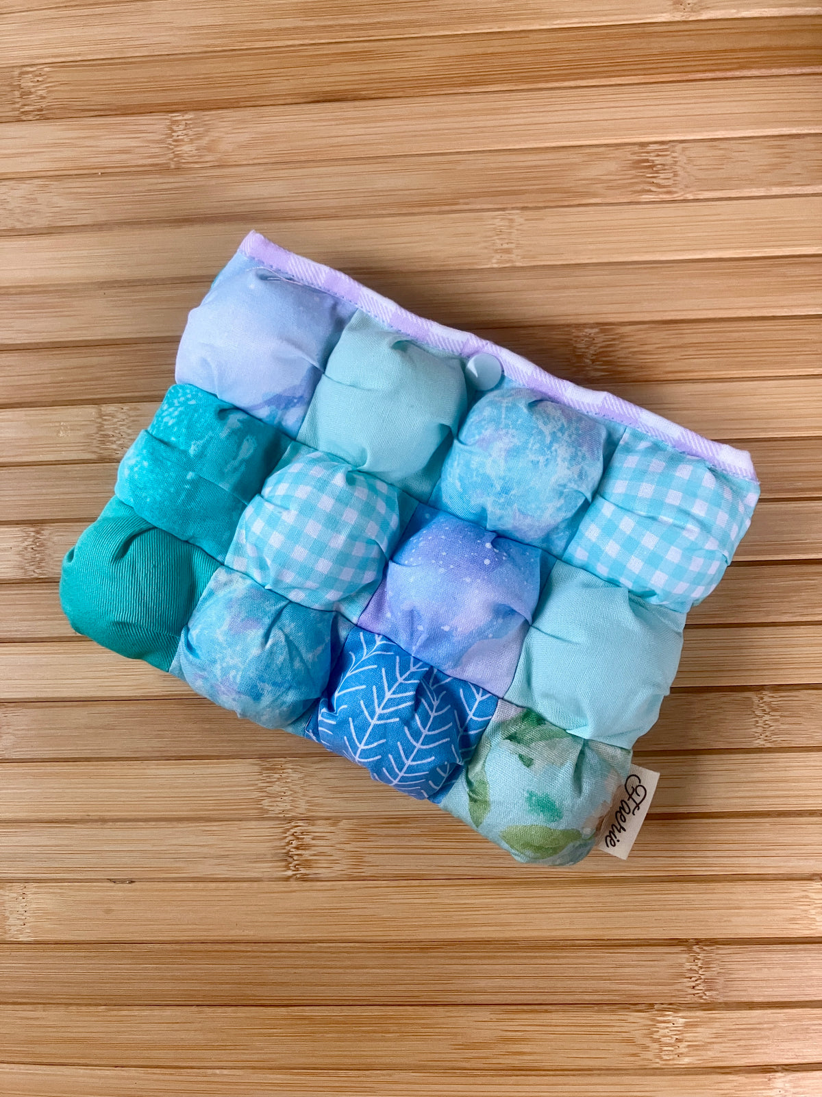 Pretty Puff Kindle Bag