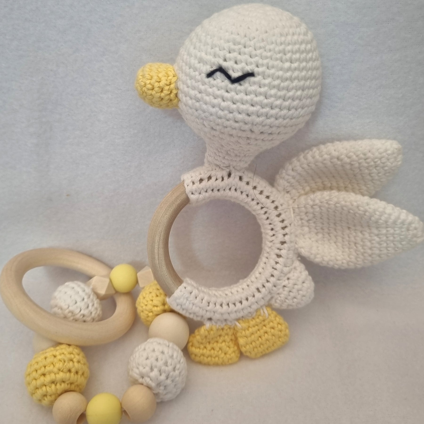 Handmade – Rattle & Sensory Bracelet toy – 5 designs – 100% Organic Cotton - BB06