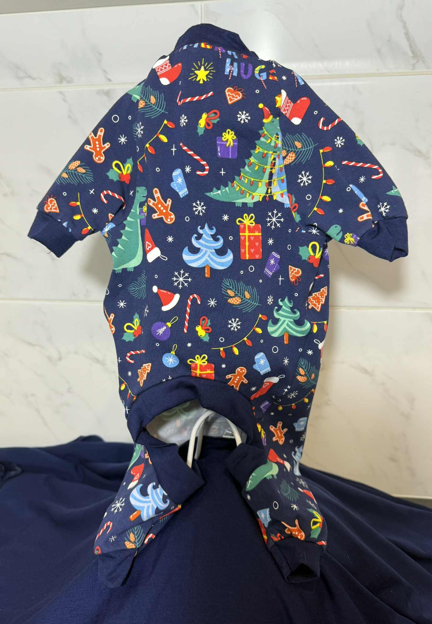 Christmas clothes pyjamas, t-shirts for standard dogs, dachshund, chihuahua, Sphynx cats, pets