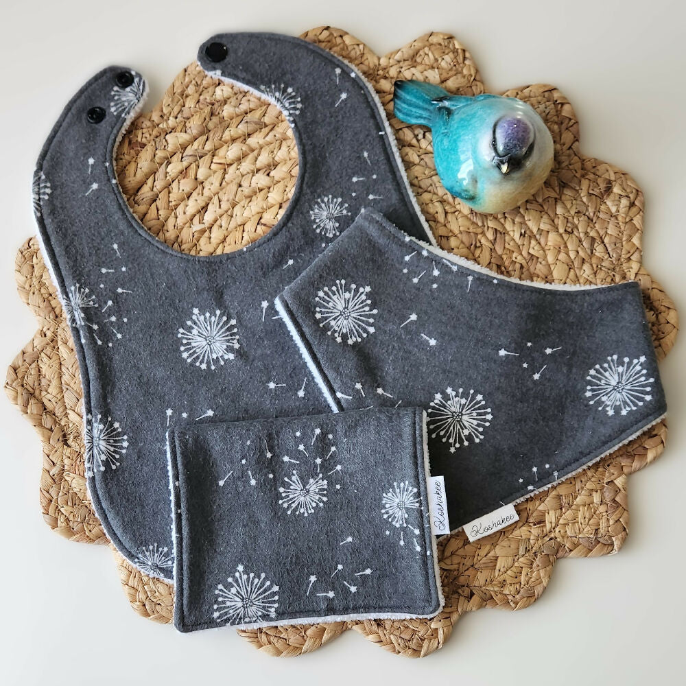 Baby Bibs & Wash Cloth Gift Set Blue & Grey