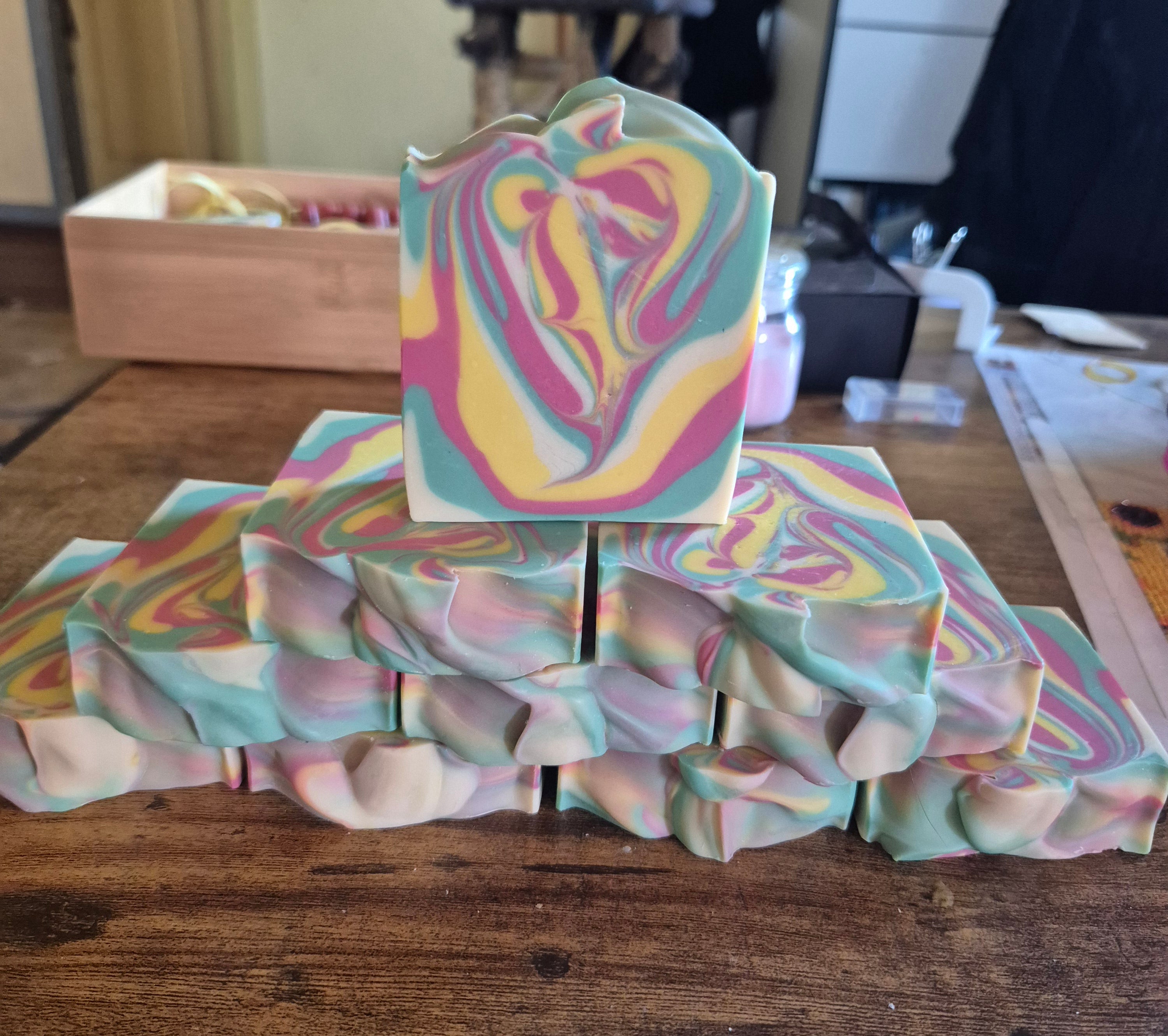 Handmade Soap - Honeysuckle Rose Bar 120g