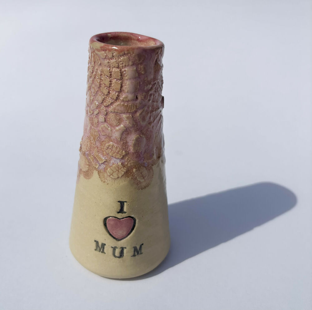 Mother's Day Small Bud Vase I heart mum