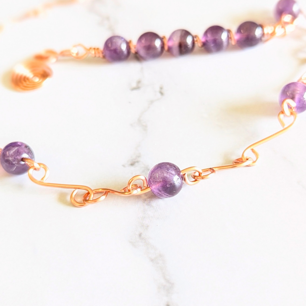 Amethyst crystal intention suncatcher - Peace & creativity - Handmade gift