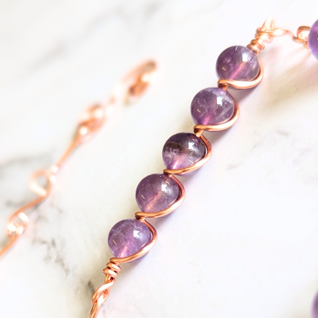 Amethyst crystal intention suncatcher - Peace & creativity - Handmade gift