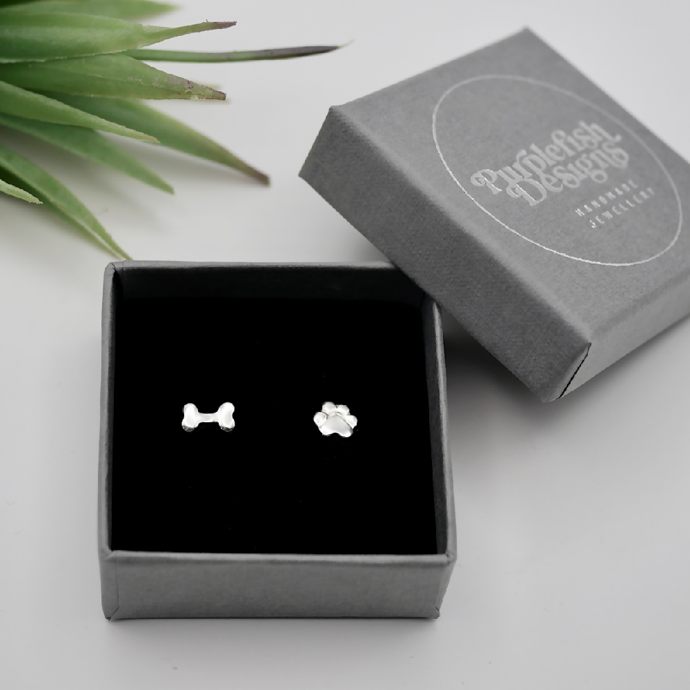 dog and bone studs sterling silver gift box sml