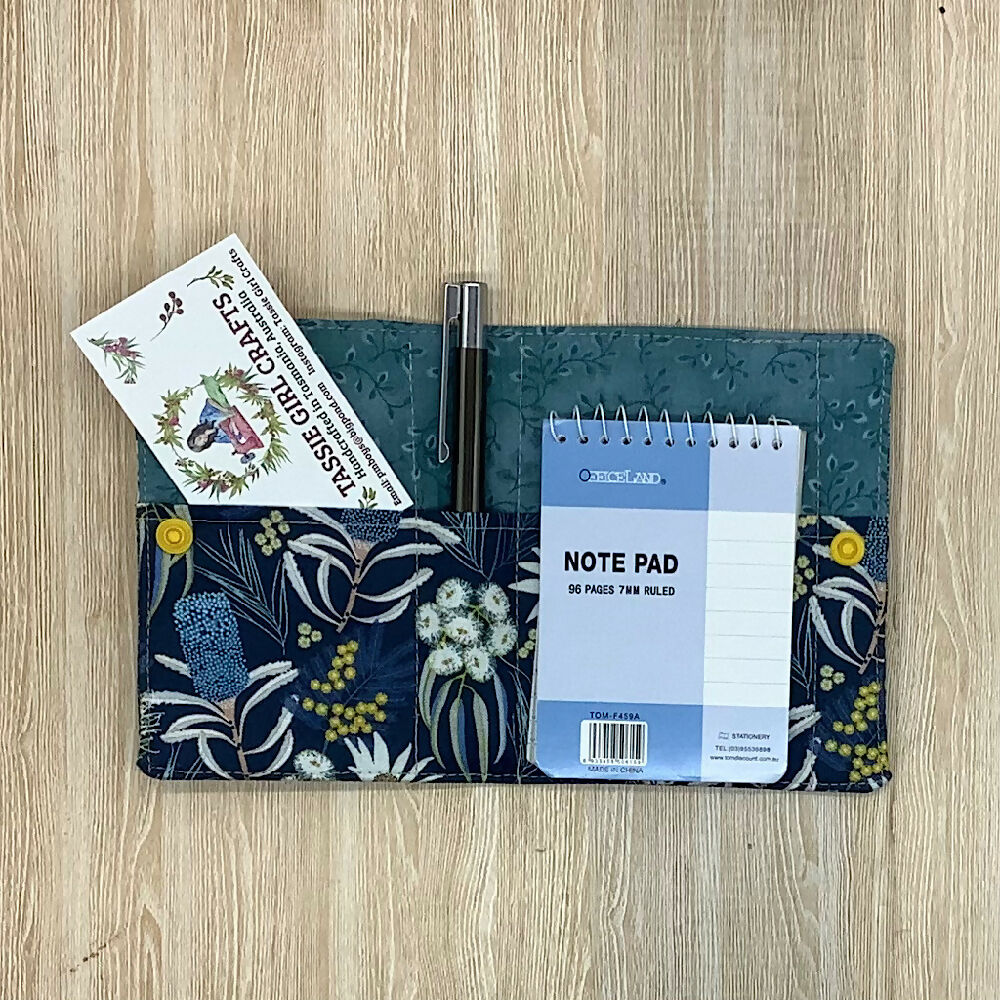 Australian Wildflowers refillable fabric pocket notepad cover with snap closure. Incl. book and pen.