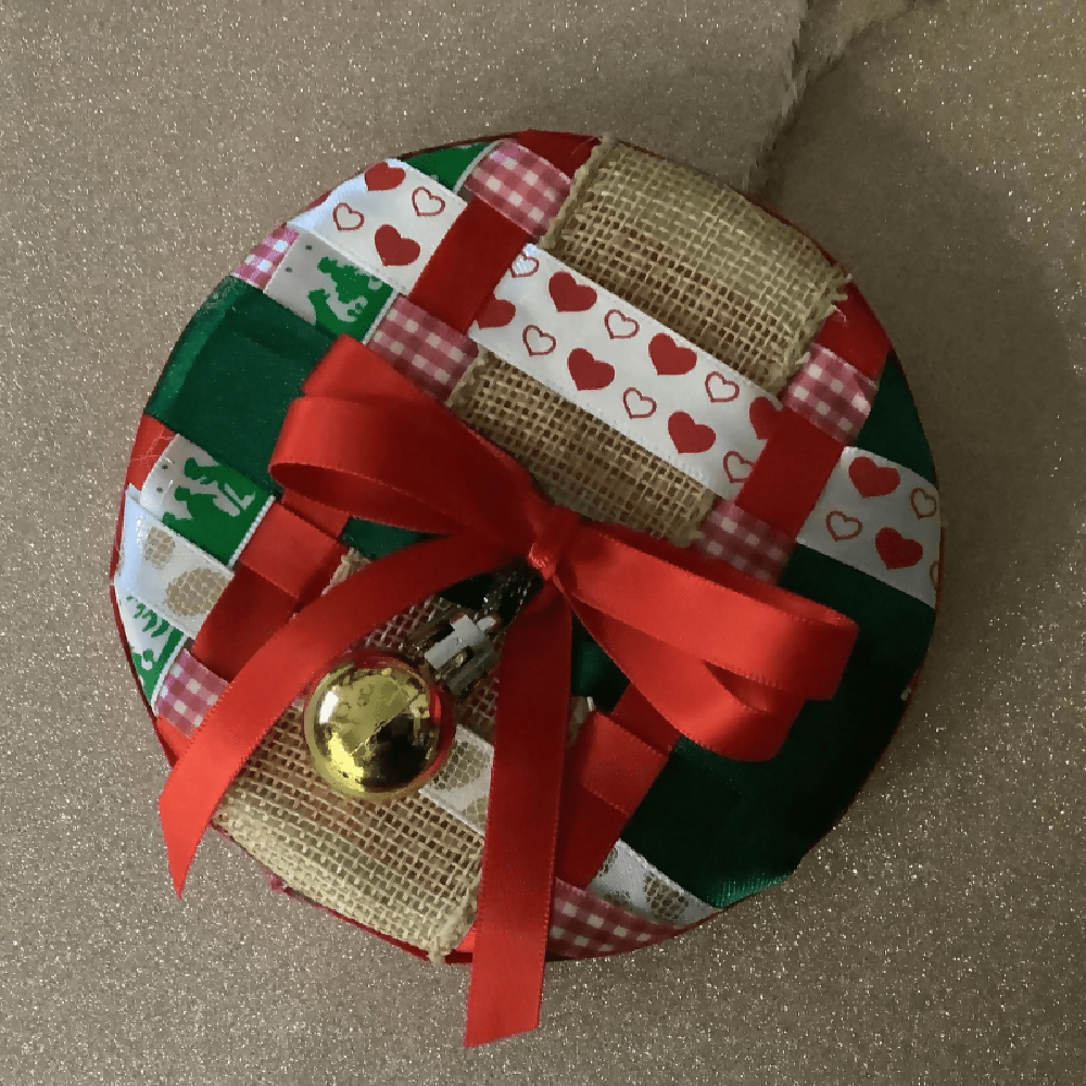 Christmas decoration made from upcycled materials, by Leumesin Handmade