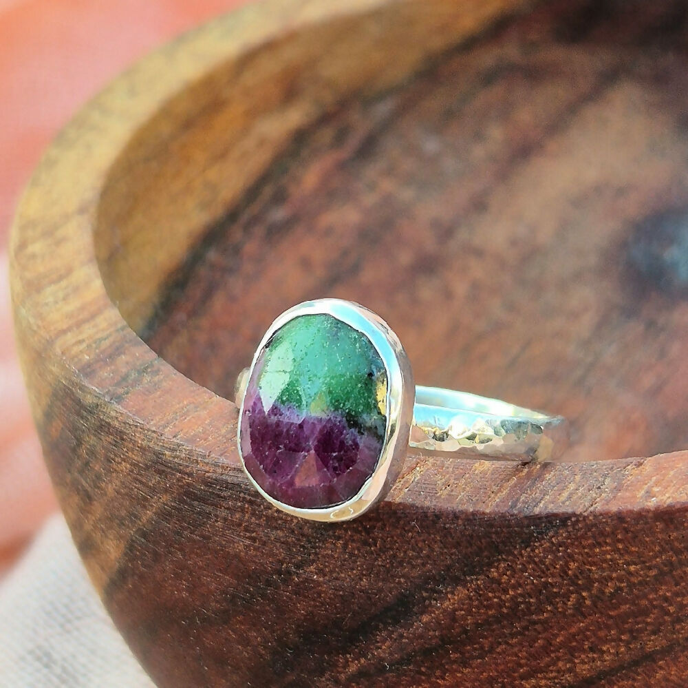 Ruby in Zoisite Ring P MI3
