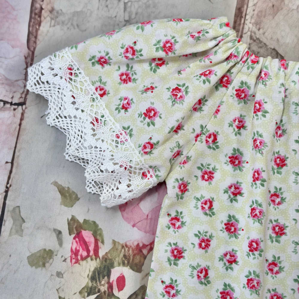 Baby Girls Size 1 Dress – Green Floral with White Lace Trim