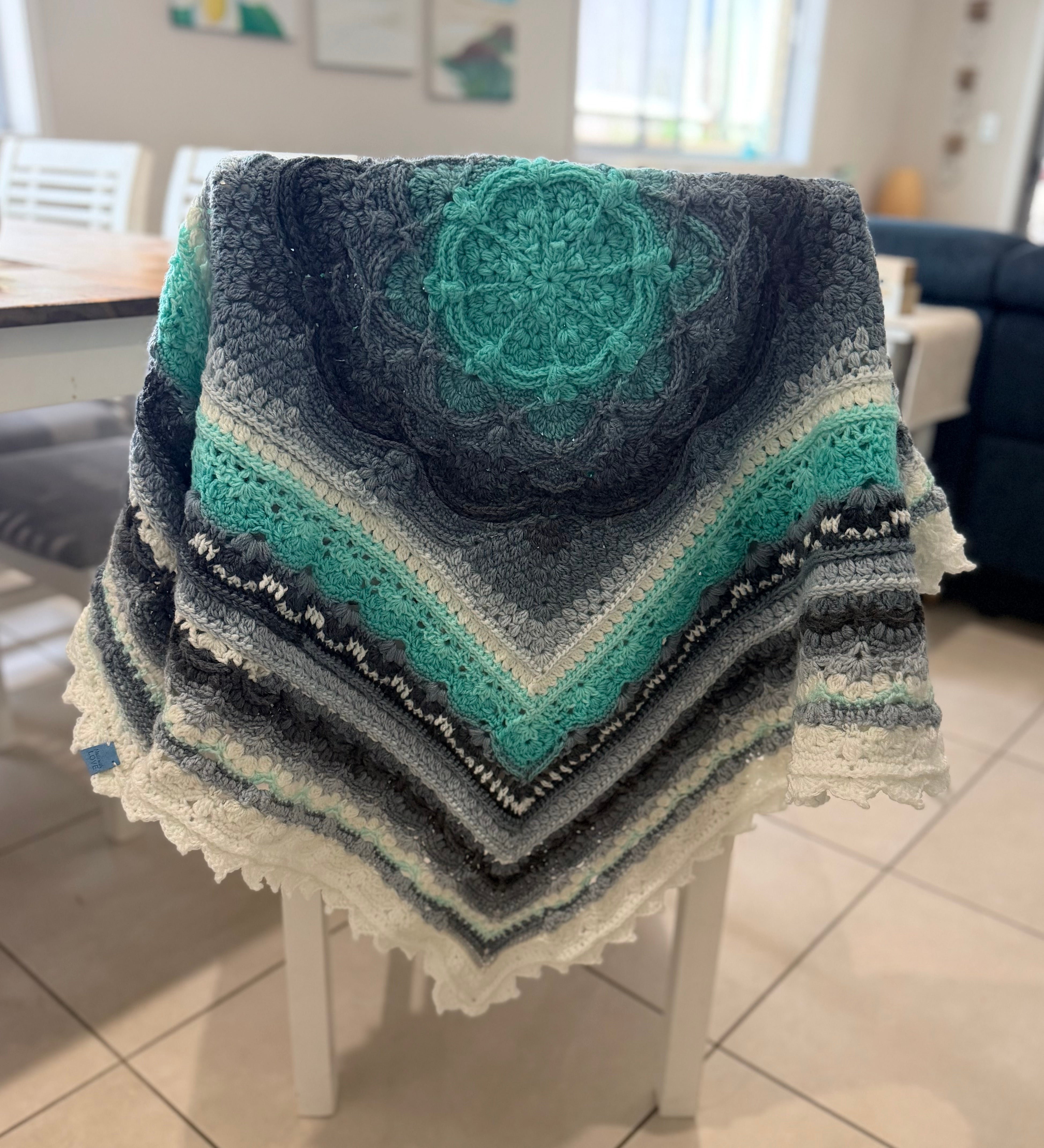 #051 Lap Size Blanket