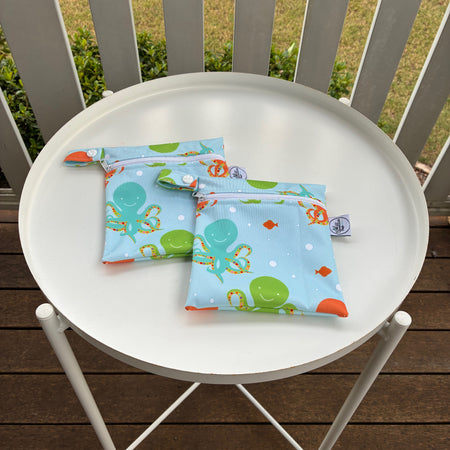 READY MADE Water-resistant wet bags - Octopus (Creative Monsoon)