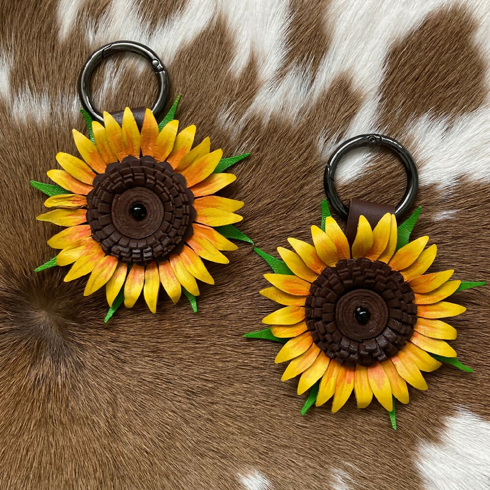 Leather Sunflower Keychain | Bag Charm