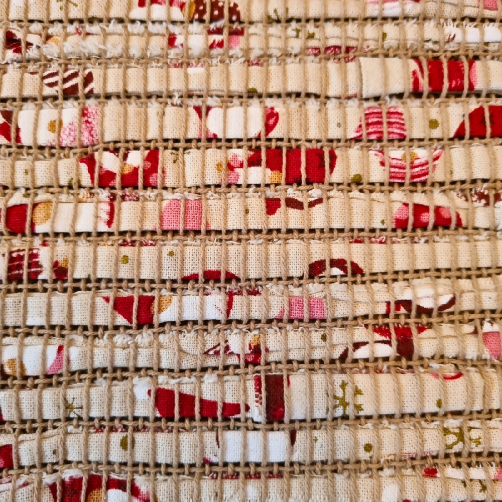 australian-artist-handmade-handwoven-christmas-cotton-fabric-gnome-tablerunner-3