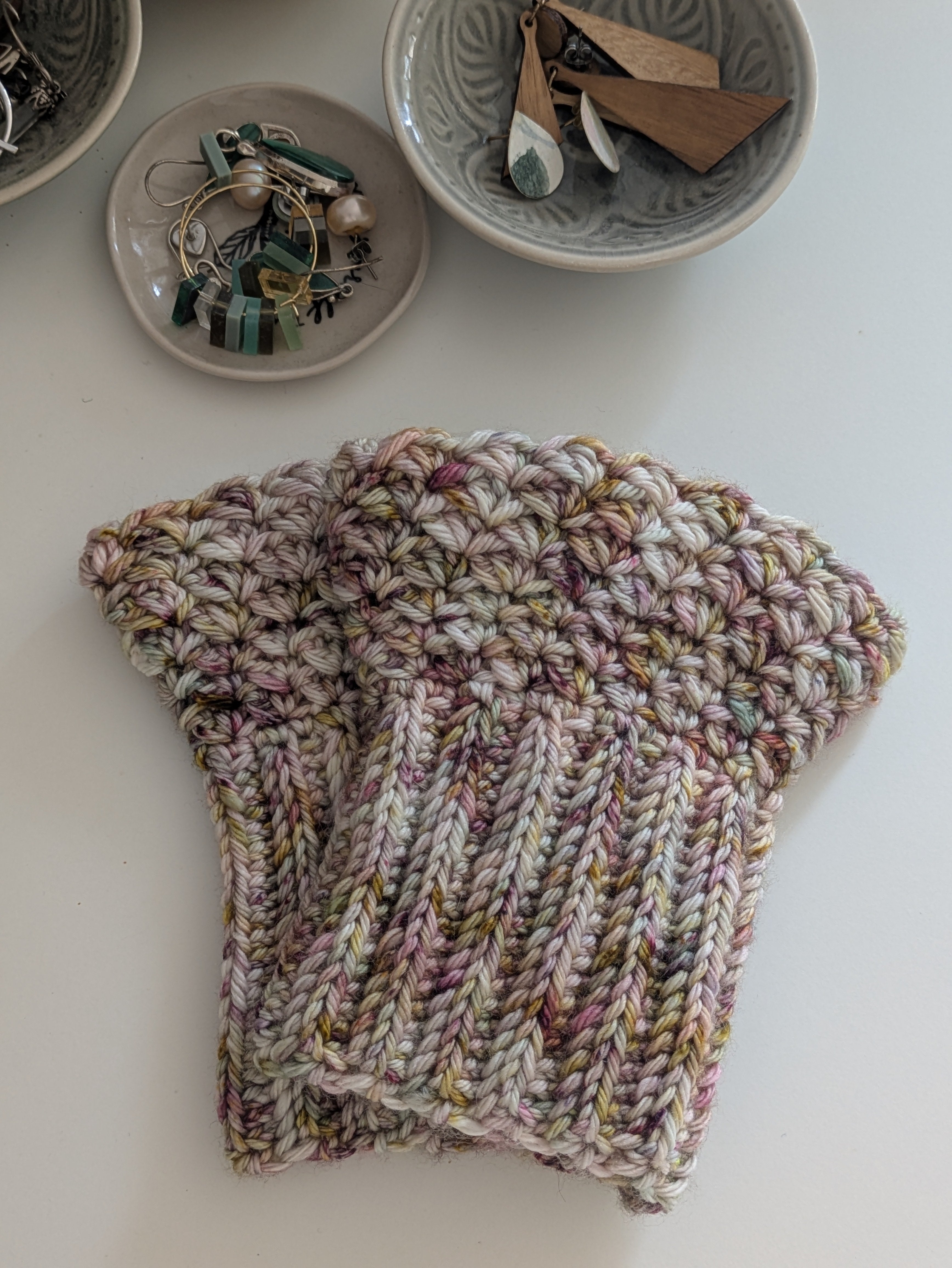 Ruffly Wrist Warmers Crochet Handwarmers Fingerless Gloves