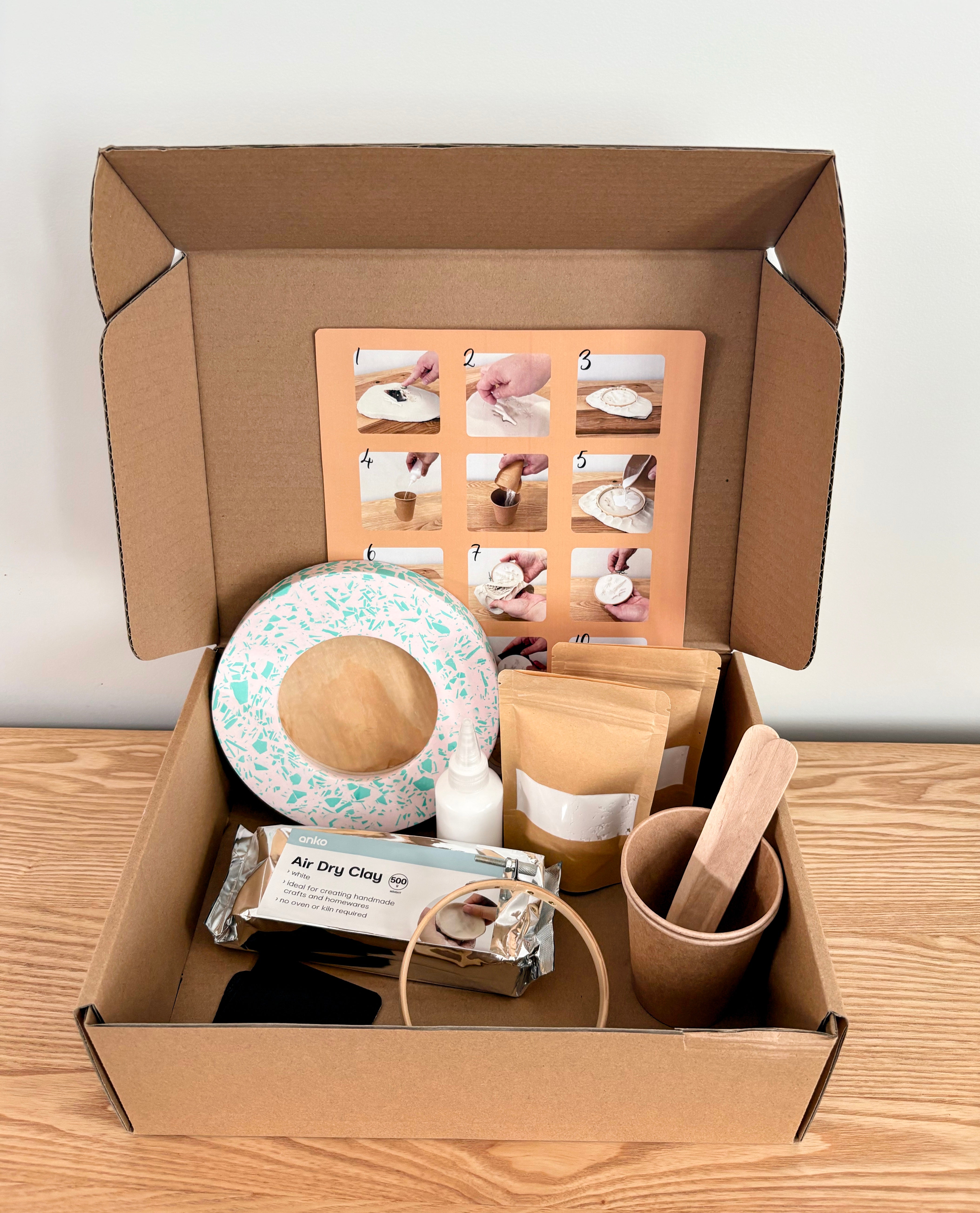 3D impression moulding kit with terrazzo frame