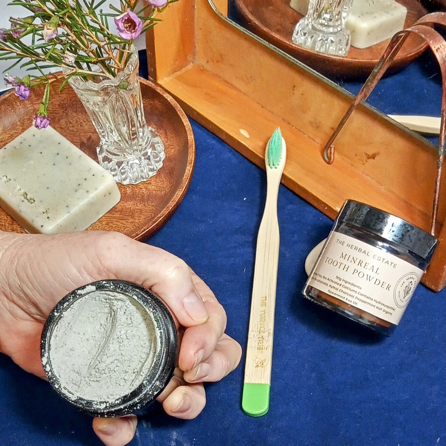 Mineral Tooth Powder. Fluoride free. Formulated with Hydroxyapatite and natural minerals. 50g or 100g.