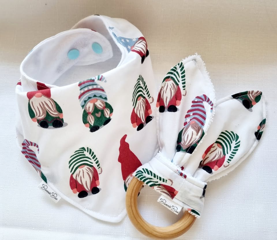 Christmas | Bandana Bib | Bib Set | Sensory Toy | Handmade | Handcrafted | Gender Neutral | BB054
