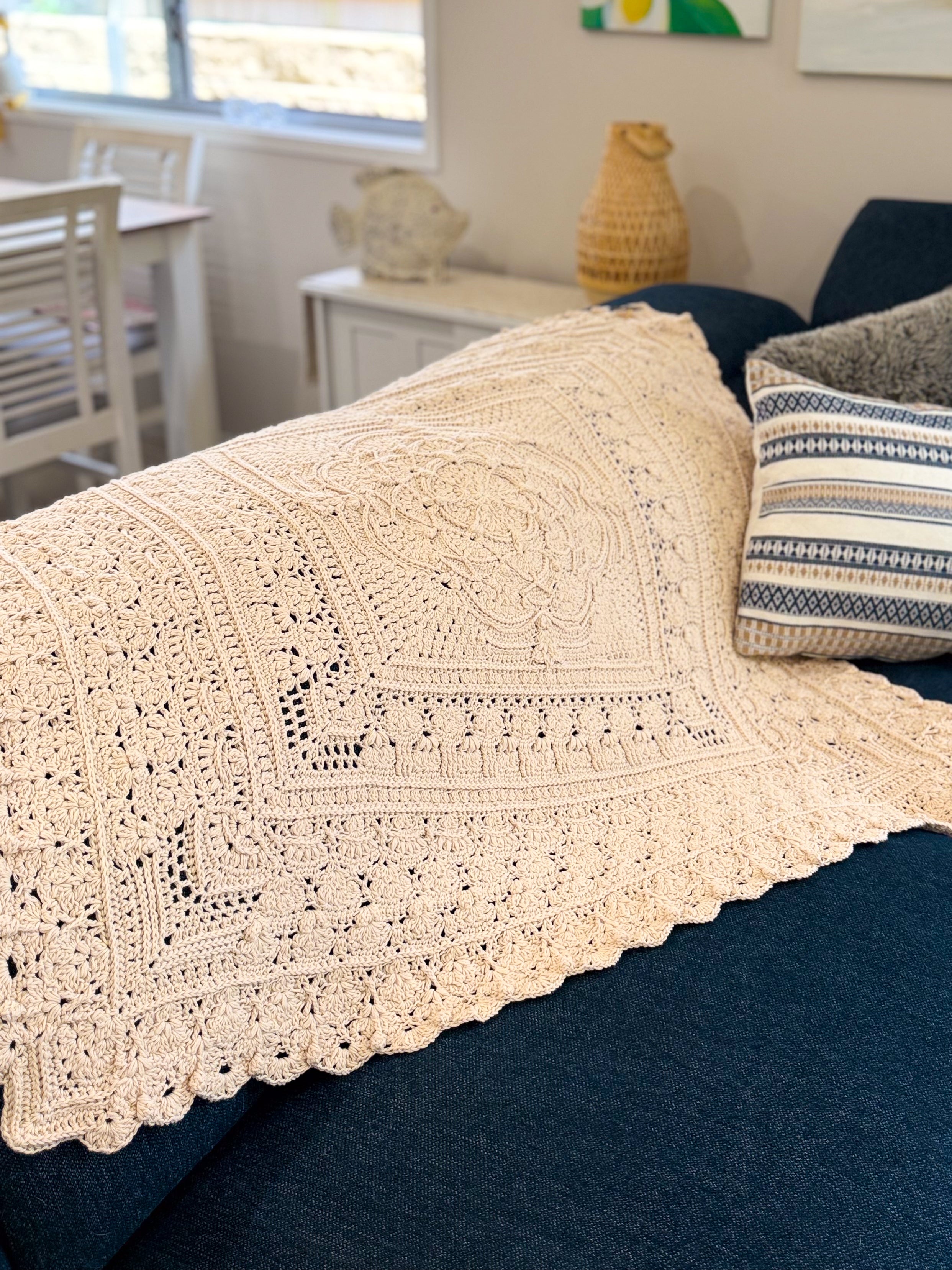 #035 Medium Size Blanket in Natural Colour