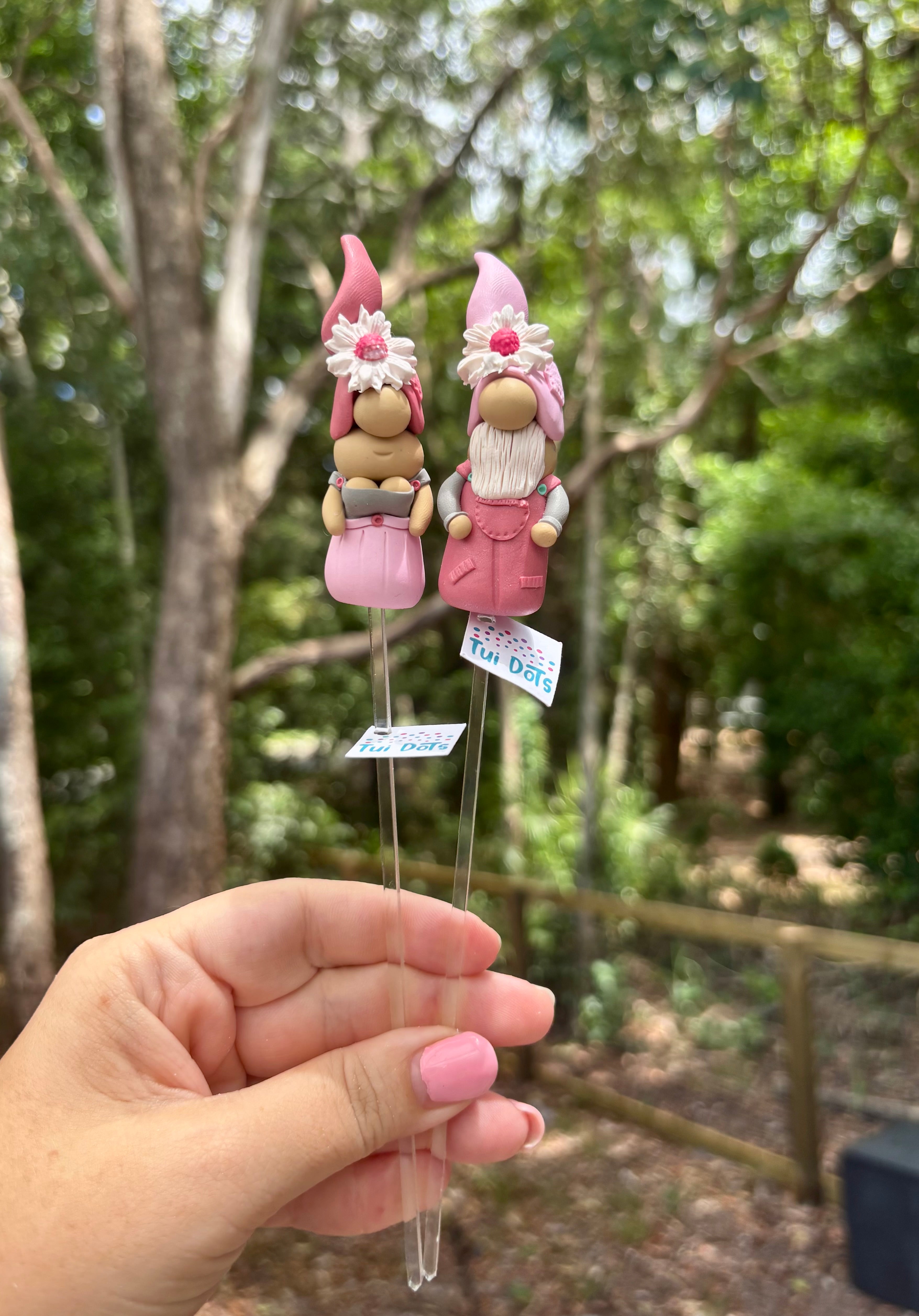 Tiny Gnomes - Petal and Ron
