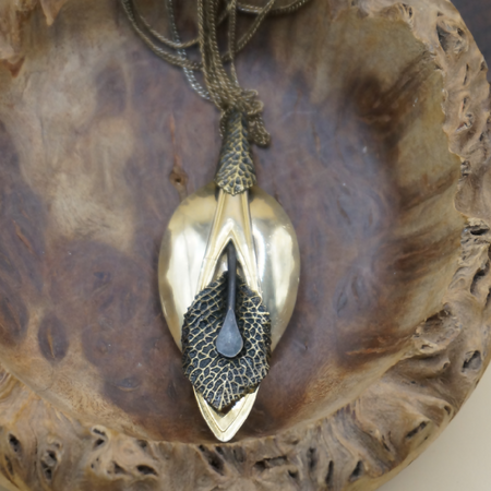 The Golden Leaf - Necklace