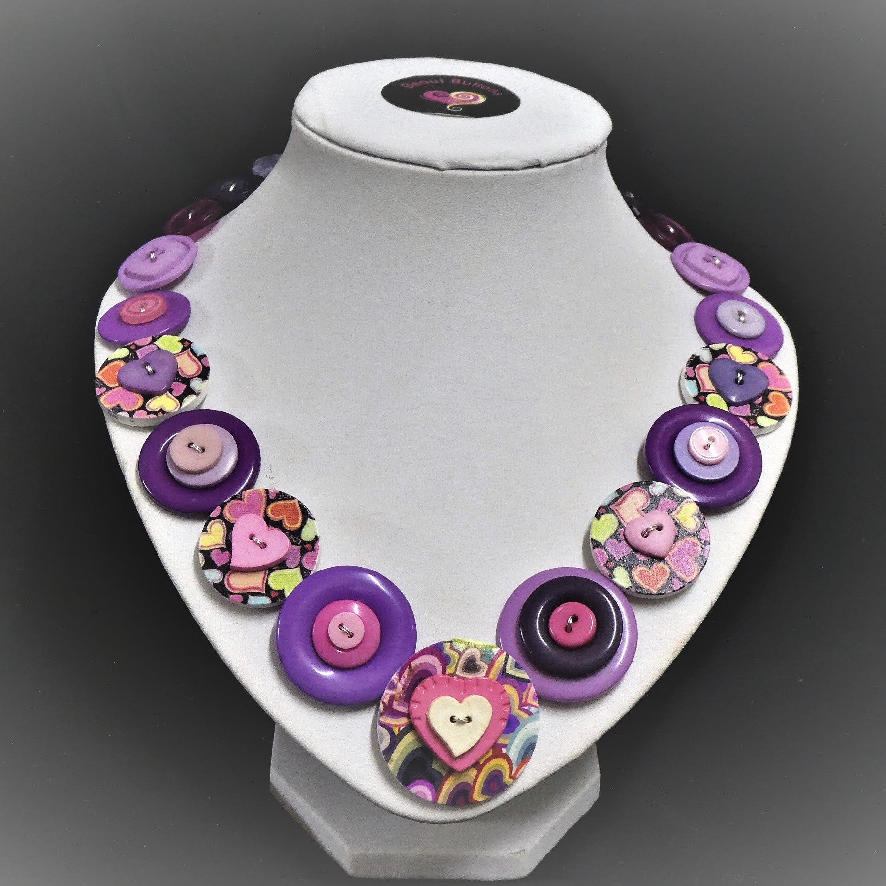 Button necklace - Purple Hearts