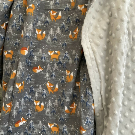 Baby Blanket / Flannelette Cotton / Minky dot / Foxes