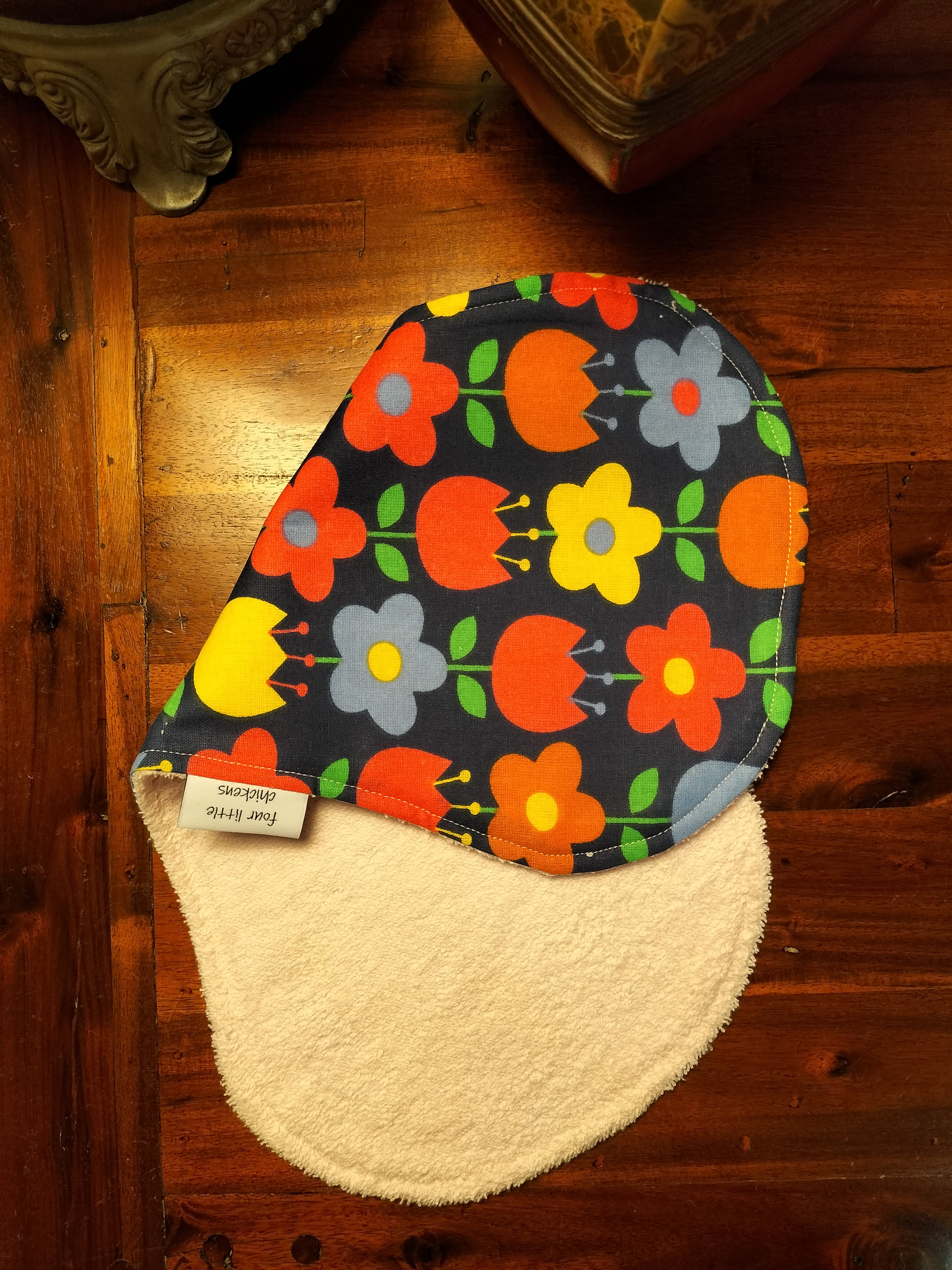 FLOWERS BURP CLOTH WITH BABY PINK TOWELLING